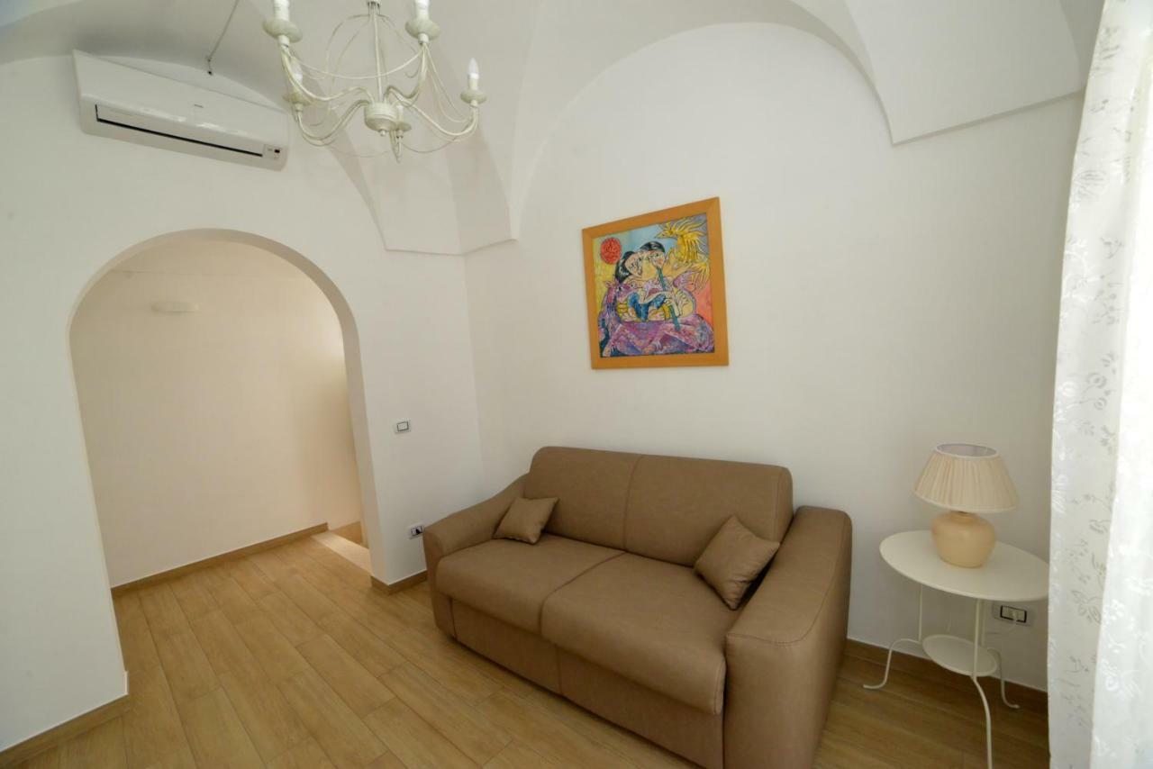 Casa Baldassarre Bed & Breakfast Ostuni Exterior photo