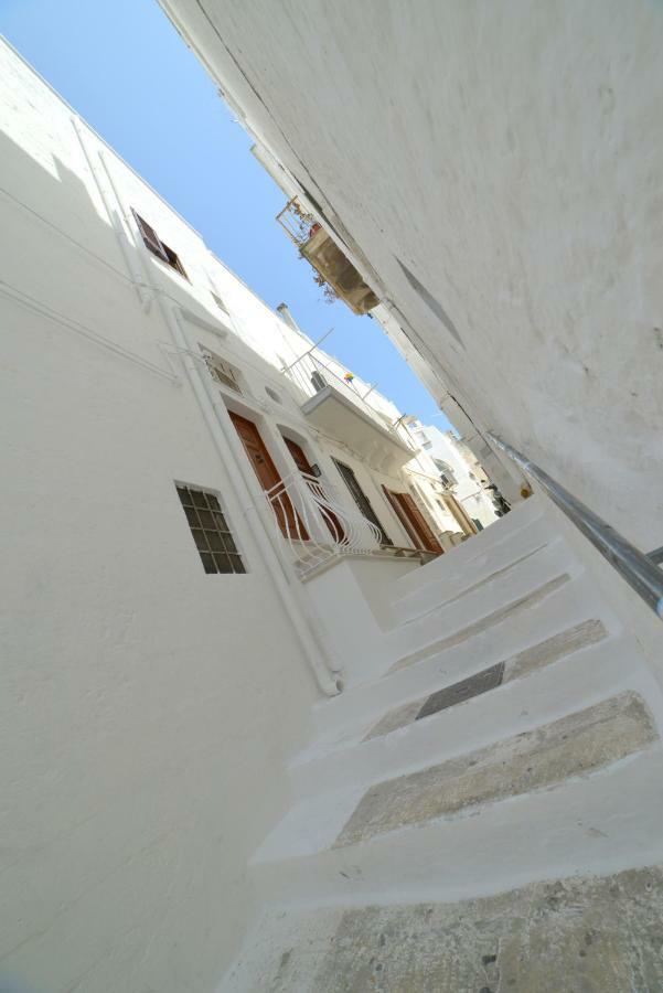 Casa Baldassarre Bed & Breakfast Ostuni Exterior photo